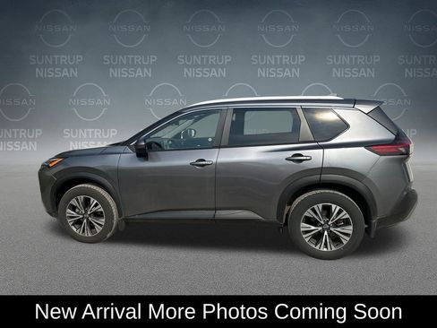 Used 2023 Nissan Rogue SV w/ SV Premium B Package FWD image 3