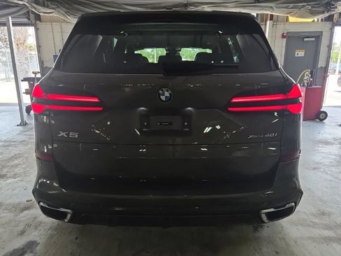 Used 2024 BMW X5 xDrive40i w/ M Sport Package AWD/4WD image 5
