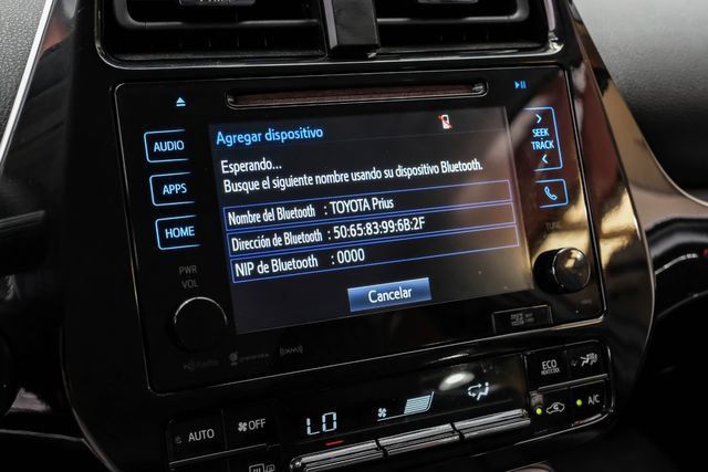 Used 2017 Toyota Prius Three Touring w/ Carpet Mat Package FWD image 32