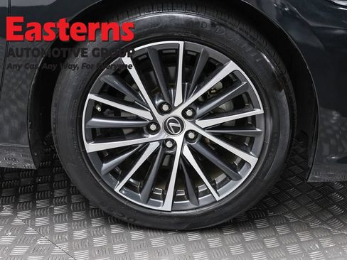 Used 2023 Lexus ES 350 w/ Premium Package FWD image 33