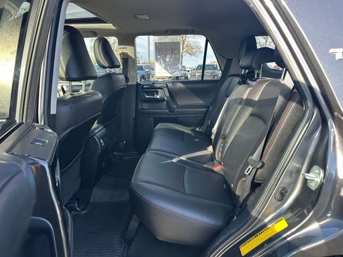 Used 2020 Toyota 4Runner TRD Off-Road Premium image 14