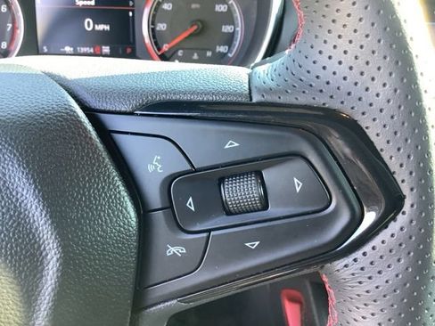 Used 2023 Chevrolet TrailBlazer RS w/ Sun and Liftgate Package AWD/4WD image 31