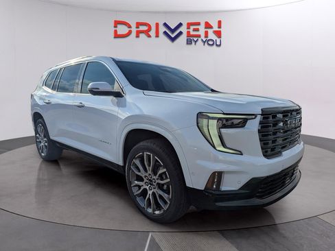 New 2026 GMC Acadia Denali Ultimate w/ LPO, All-Weather Package FWD image 7