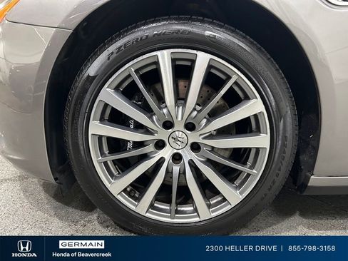 Used 2021 Maserati Quattroporte S RWD image 13