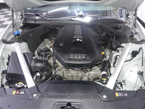 Used 2018 Kia Stinger image 12