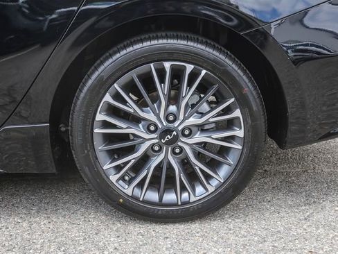 Certified 2023 Kia Forte GT-Line FWD image 11