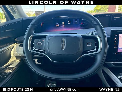Certified 2024 Lincoln Nautilus Premier AWD/4WD image 22