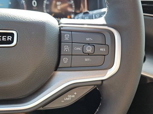 New 2026 Jeep Grand Wagoneer 2WD image 24