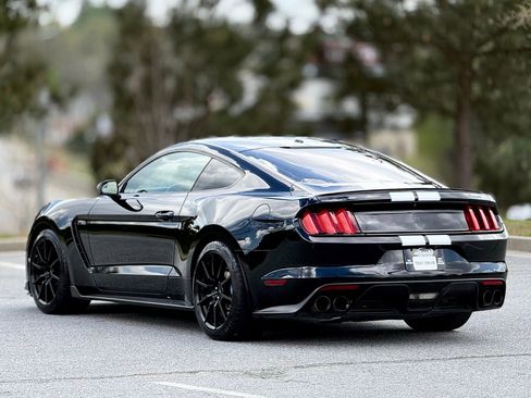 Used 2016 Ford Mustang Shelby GT350 w/ Technology Package RWD image 9