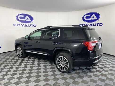 Used 2023 GMC Acadia Denali w/ Denali Technology Package FWD image 5