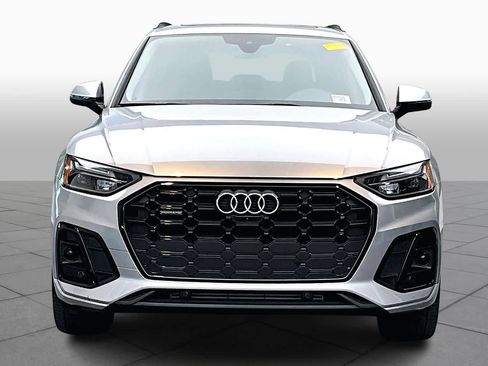 Certified 2023 Audi Q5 2.0T Premium Plus w/ Premium Plus Package image 3