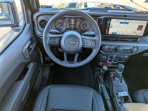 New 2026 Jeep Wrangler Unlimited Rubicon image 17