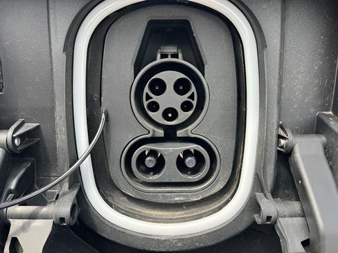 New 2025 Chevrolet Blazer EV LT image 4