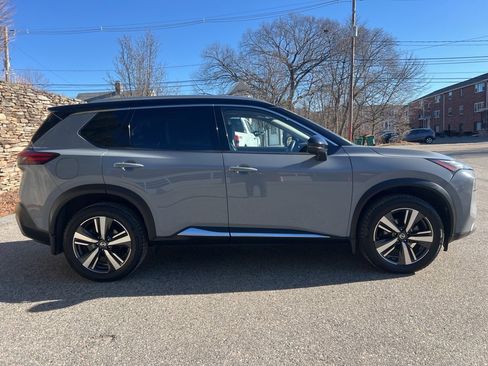 Used 2021 Nissan Rogue SL w/ Premium Package image 6