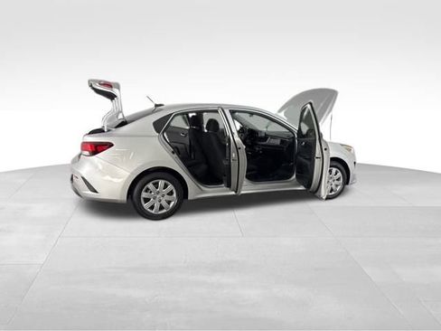 Certified 2022 Kia Rio S image 16