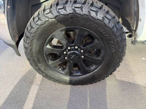 Used 2019 RAM 2500 Laramie AWD/4WD image 11