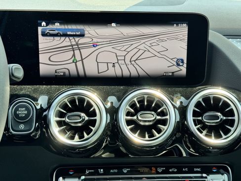 New 2025 Mercedes-Benz GLA 250 image 25