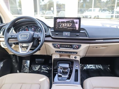 Certified 2023 Audi Q5 2.0T Premium w/ Convenience Package AWD/4WD image 14