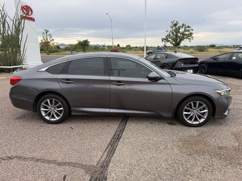Used 2021 Honda Accord LX image 6