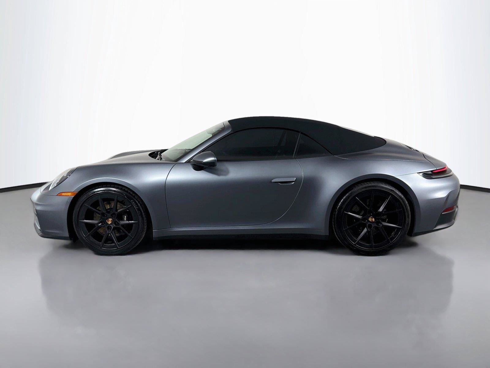 Certified 2025 Porsche 911 Carrera RWD image 2