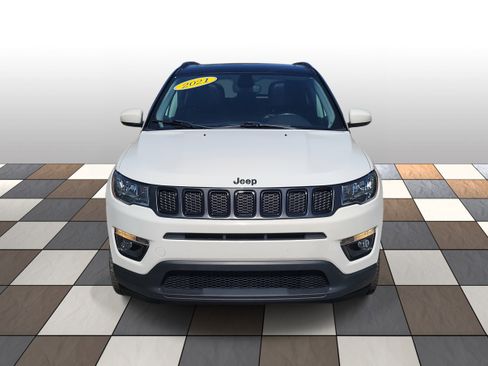 Used 2021 Jeep Compass Altitude w/ Sun and Sound Group image 2