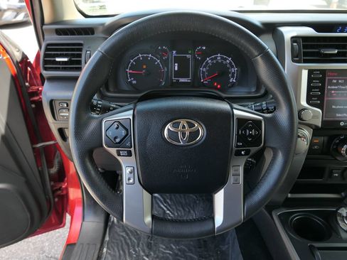 Used 2022 Toyota 4Runner SR5 Premium AWD/4WD image 16