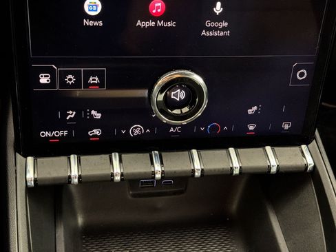 New 2026 GMC Terrain Elevation w/ Technology Package II FWD image 21