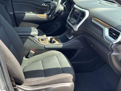 Certified 2023 GMC Acadia SLE w/ Driver Convenience Package FWD image 22