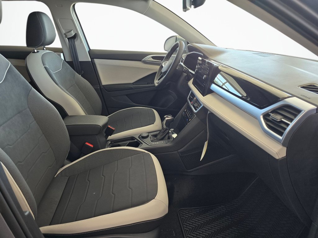 New 2026 Volkswagen Taos SE AWD/4WD image 42