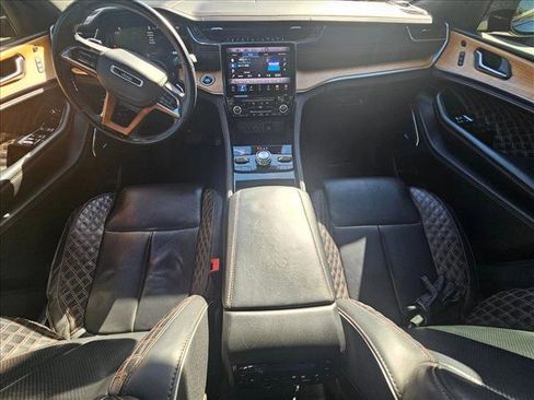 Used 2021 Jeep Grand Cherokee L Summit image 13