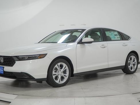 New 2026 Honda Accord LX image 4