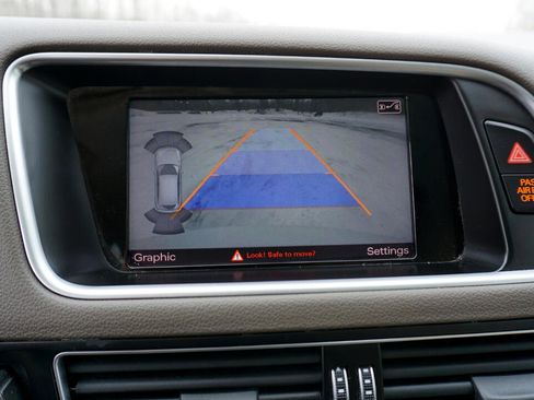 Used 2017 Audi Q5 2.0T Premium Plus image 17