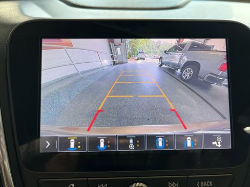 Used 2019 Chevrolet Equinox Premier AWD/4WD image 23