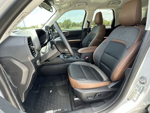 Used 2024 Ford Bronco Sport Outer Banks w/ Tech Package AWD/4WD image 16