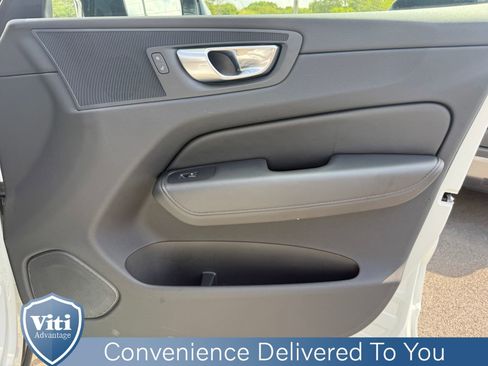 Certified 2024 Volvo XC60 B5 Core image 29