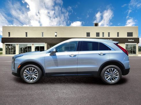 Used 2025 Cadillac XT4 Premium Luxury AWD/4WD image 6