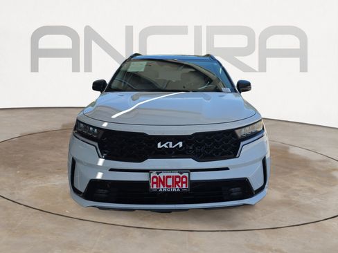 Certified 2023 Kia Sorento EX w/ Panoramic Sunroof Package FWD image 3