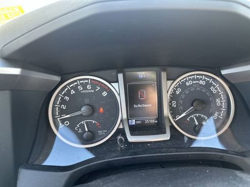 Used 2023 Toyota Tacoma SR5 w/ Technology Package image 12