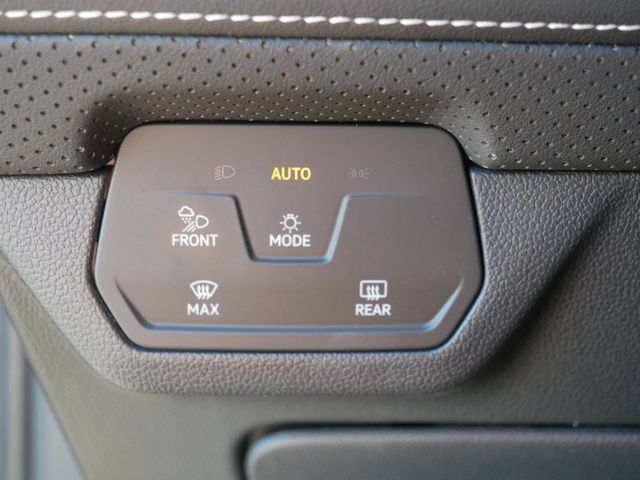 Certified 2025 Volkswagen Atlas SEL AWD/4WD image 25