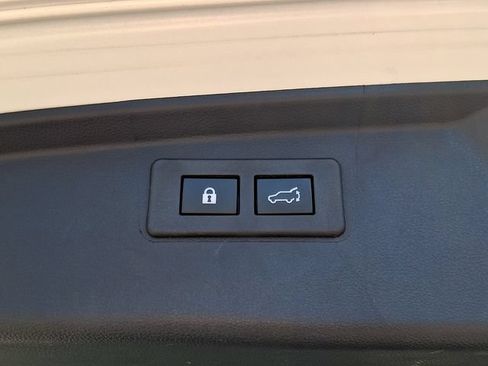 Certified 2025 Subaru Outback Wilderness AWD/4WD image 32