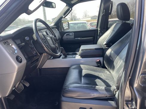 Used 2015 Ford Expedition XLT w/ Equipment Group 201A image 11
