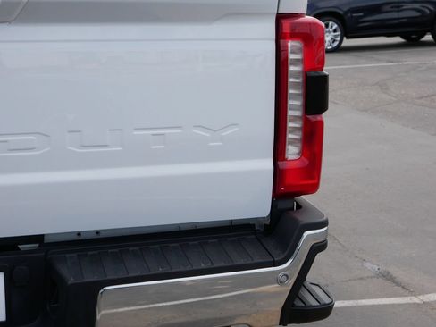 Used 2024 Ford F350 Lariat AWD/4WD image 6