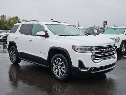 Certified 2023 GMC Acadia SLE w/ Driver Convenience Package