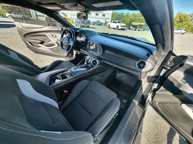 Used 2019 Chevrolet Camaro LT RWD image 30