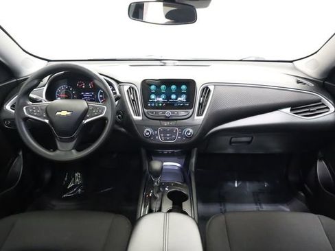 Used 2023 Chevrolet Malibu LT w/ Driver Confidence Package FWD image 16