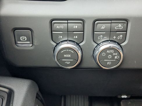 New 2026 GMC Sierra 1500 AT4 w/ AT4 Premium Package image 15