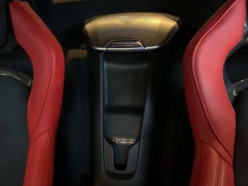 Used 2025 Chevrolet Corvette Stingray Premium Conv w/ Z51 Performance Package image 19