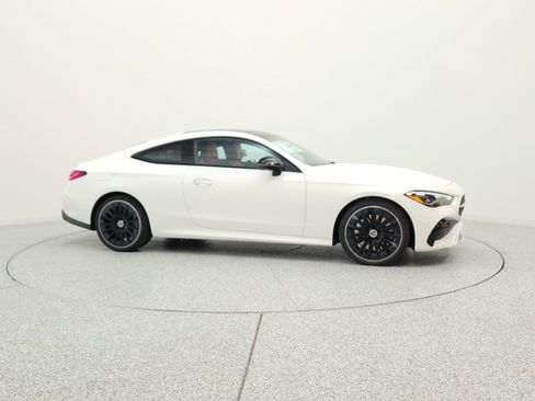 New 2026 Mercedes-Benz CLE 450 4MATIC Coupe image 4