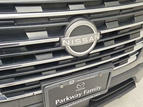 Used 2024 Nissan Rogue SV AWD/4WD image 12