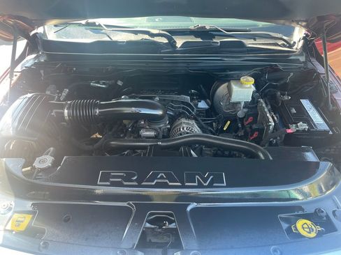 Used 2020 RAM 1500 Laramie AWD/4WD image 11